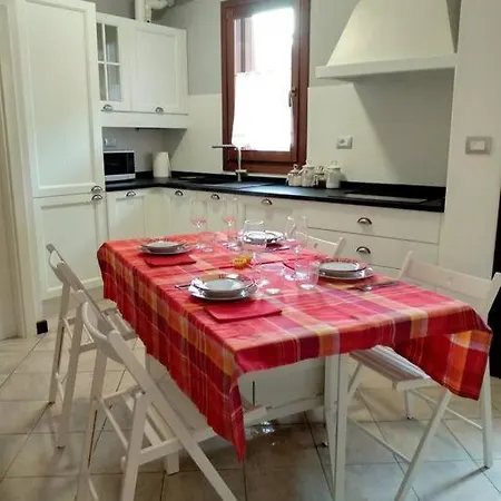 Casa Angelina غرادو